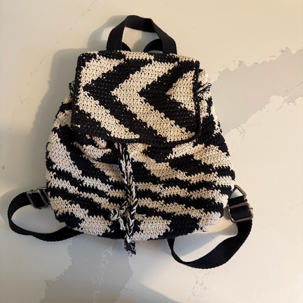 Wild Fable Black and White Chevron Backpack